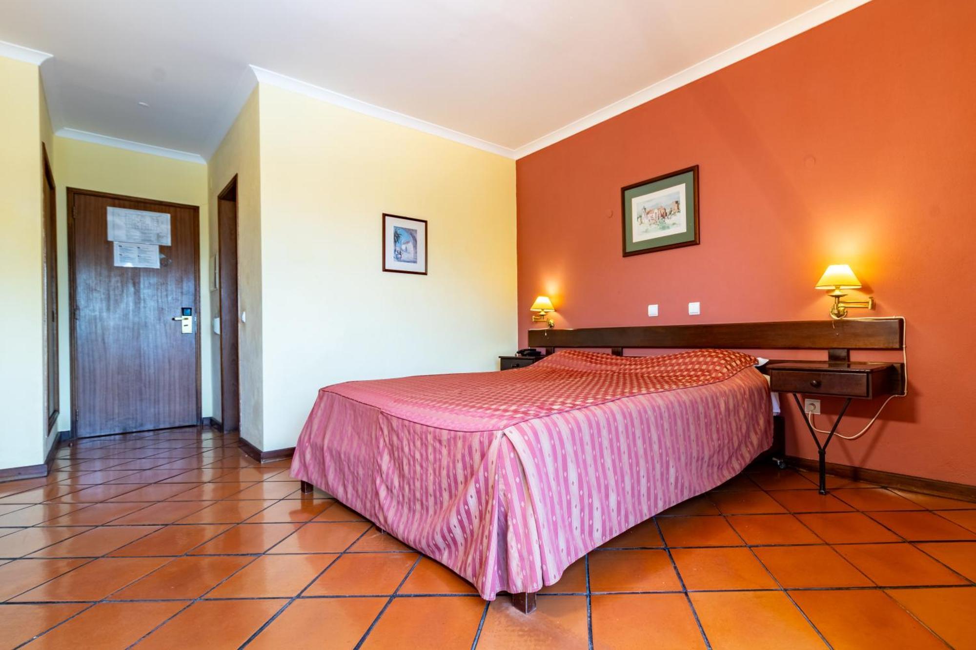 Hotel Colina Dos Mouros Силвеш Экстерьер фото