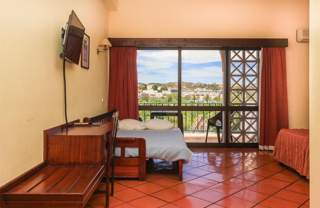 Hotel Colina Dos Mouros Силвеш Экстерьер фото